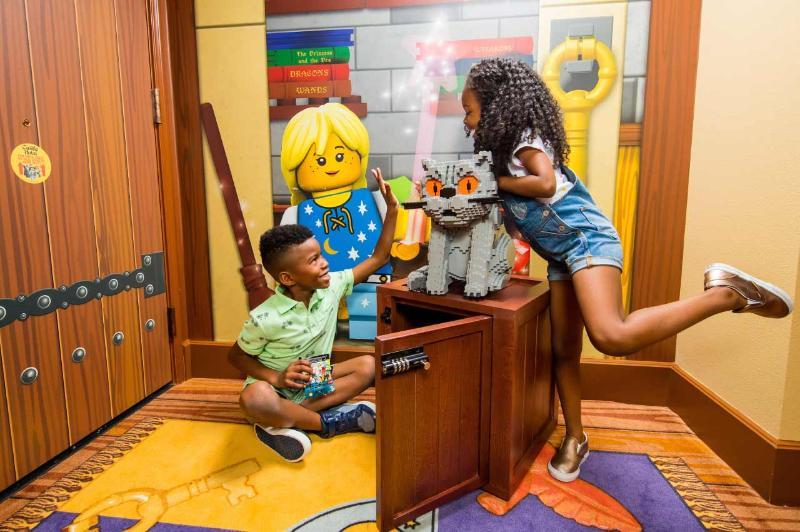 Legoland Castle Hotel Carlsbad Exterior foto