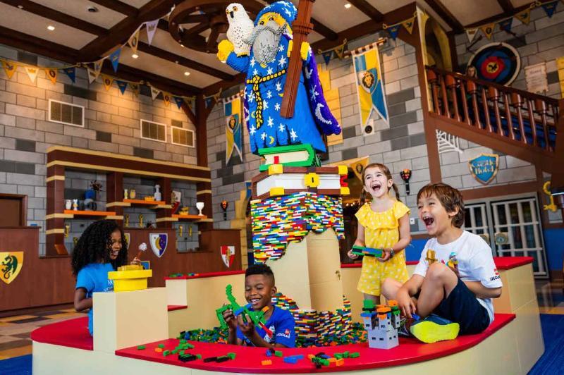 Legoland Castle Hotel Carlsbad Exterior foto